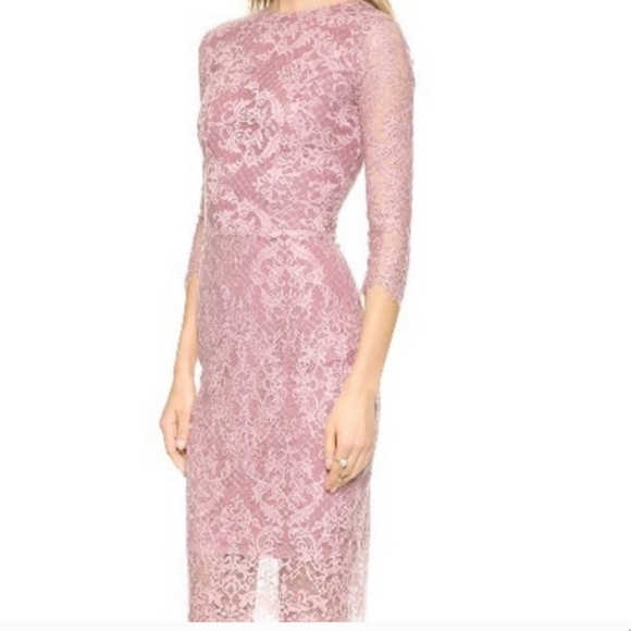 For love & lemons Pink lace potpourri. Cutout pear button back dress - Picture 1 of 16
